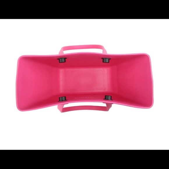 Versa Tote w/Bonus set interchangeable straps included - Picture 15 of 17